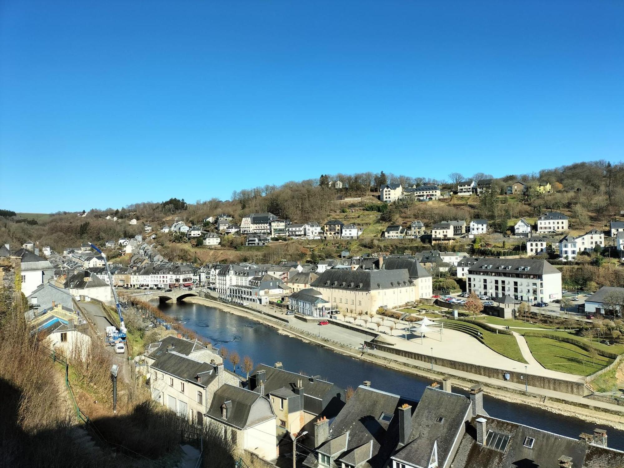 Hotel L'Alcove De Ide Bouillon Exterior foto