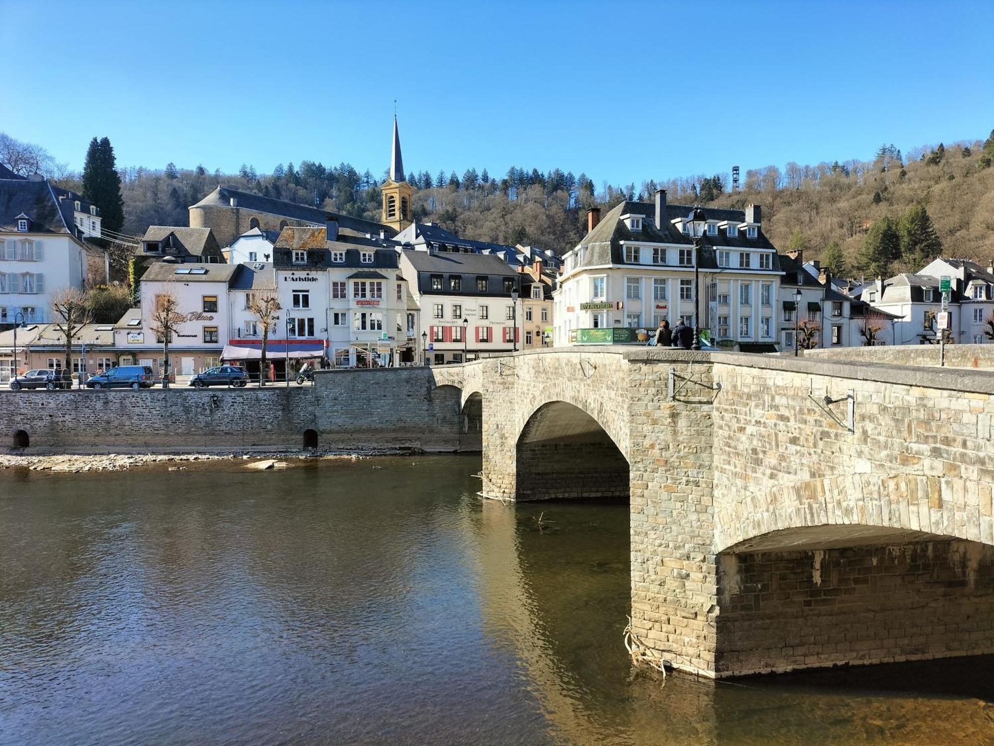 Hotel L'Alcove De Ide Bouillon Exterior foto